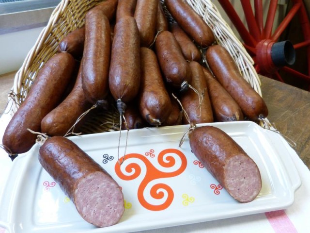 Saucisson à l'ail (maison)